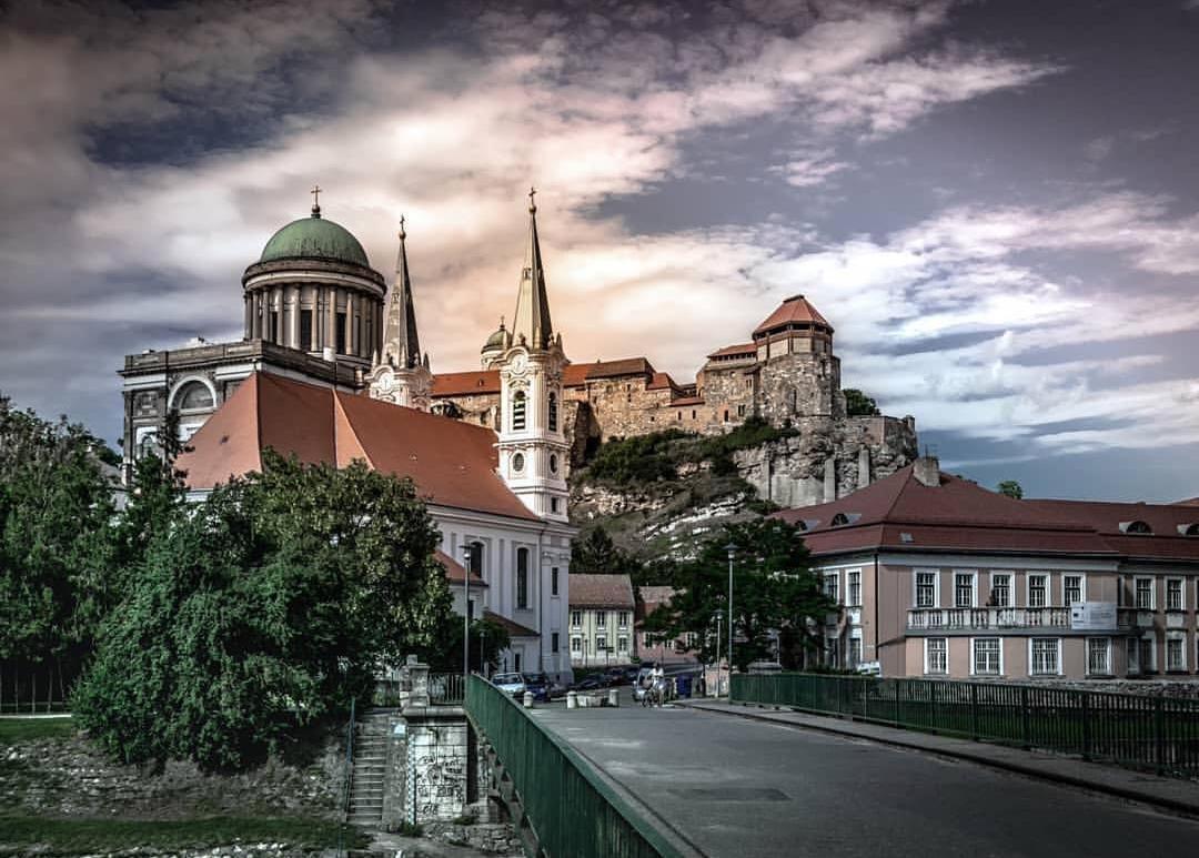 Roza Hotel Es Apartmanhaz Esztergom Buitenkant foto